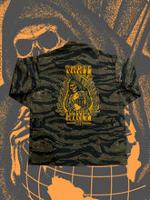 Load image into Gallery viewer, Tiger Camo Camp Jacket
